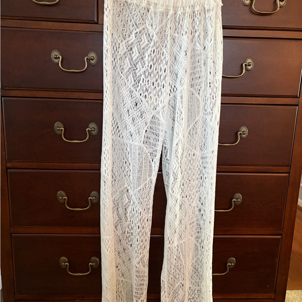 Blue Island White Lace Pants